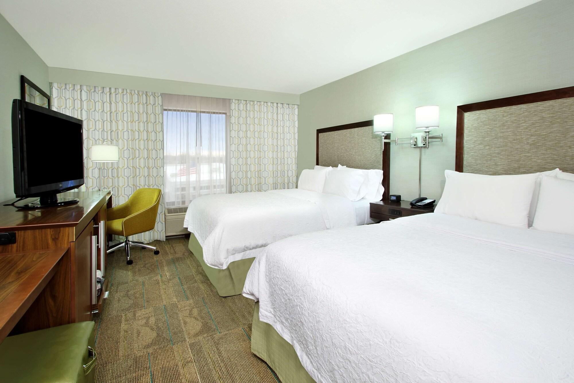 Hampton Inn & Suites Columbus היליארד מראה חיצוני תמונה