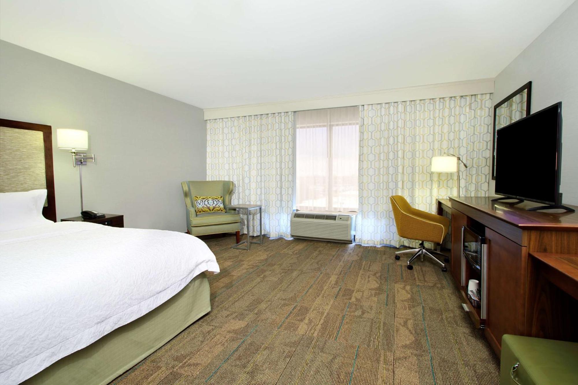 Hampton Inn & Suites Columbus היליארד מראה חיצוני תמונה