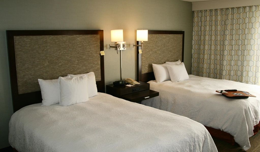 Hampton Inn & Suites Columbus היליארד חדר תמונה