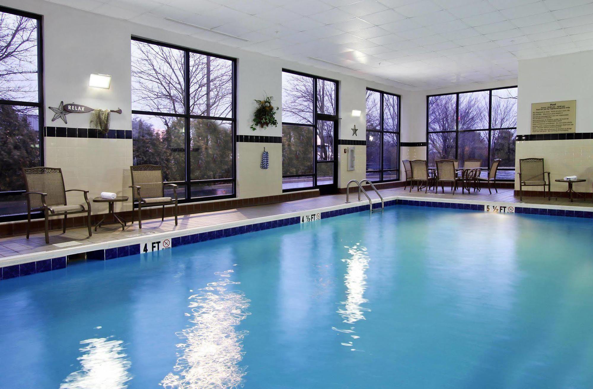 Hampton Inn & Suites Columbus היליארד מראה חיצוני תמונה